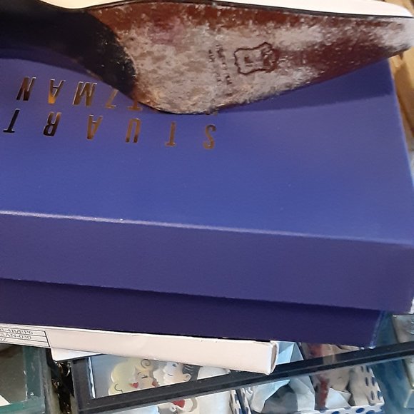 STUART WEITZMAN BEIGE POINTY TOE SLIDES MULES WITHKITTEN HEELS CUTE - Picture 3 of 4